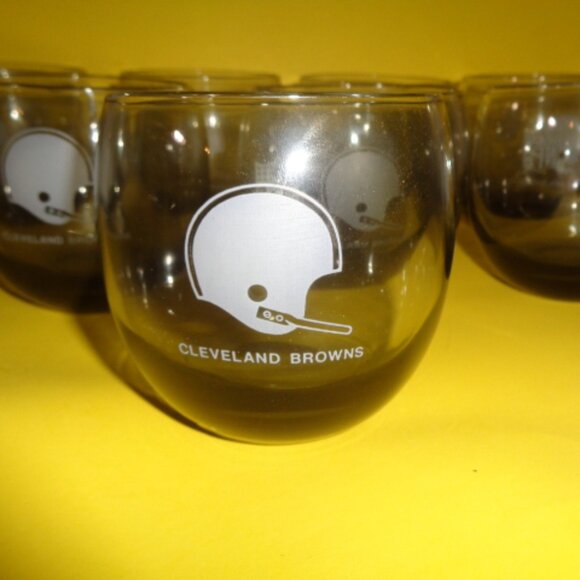 Cleveland Browns NFL Glass Tumblers, Set Of 8, Excellent Condition - Picture 2 of 5